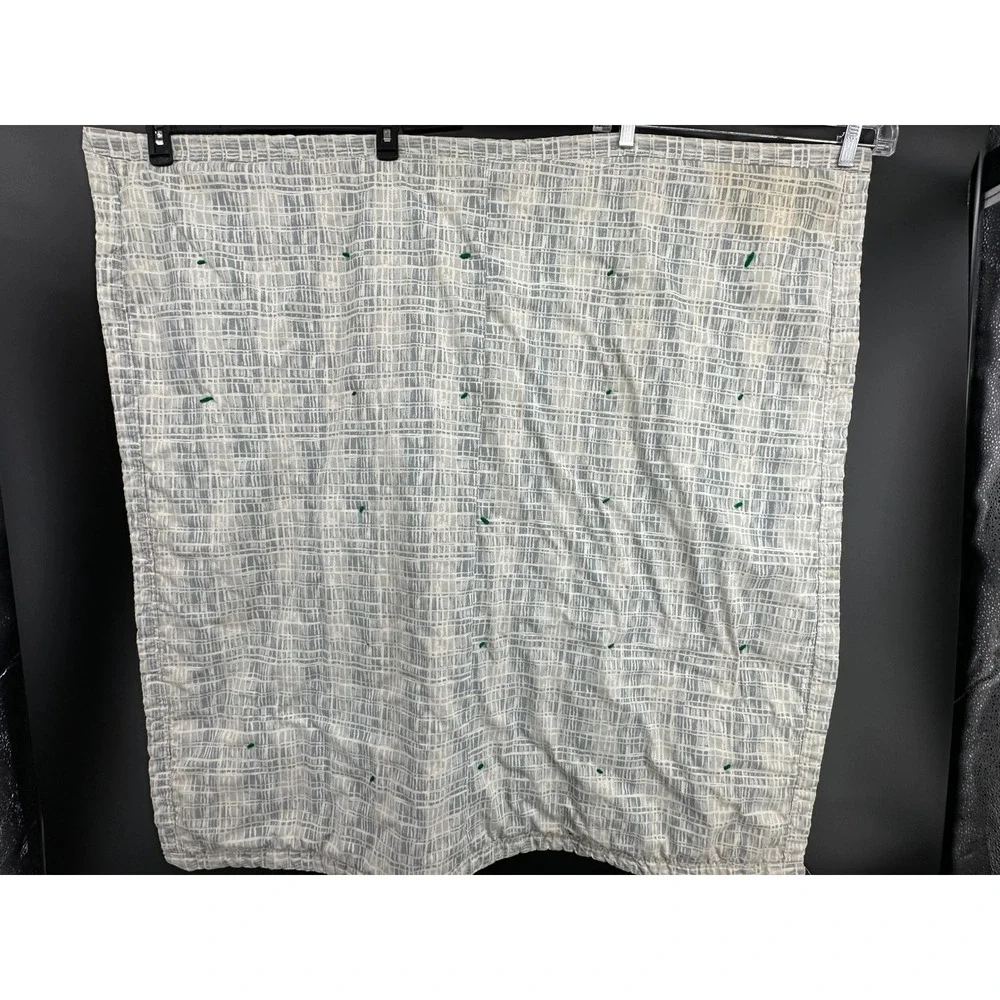 Vintage Handmade Baby Quilt Folk Art Animal Blanket‎ Patchwork Nursery 37x37